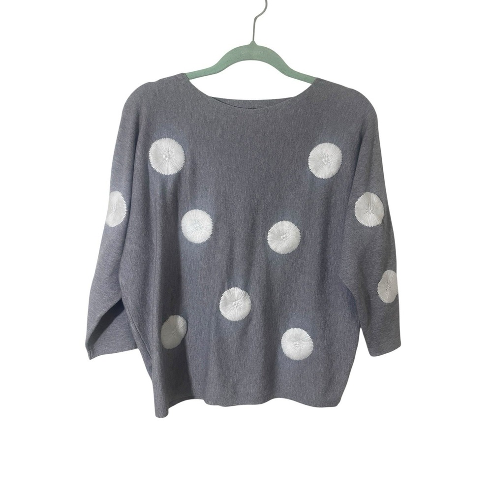 Aaeda Medium‎ Gray Circle Boxy Embroidered Polka Dot Knit Top Dolman Sleeve Art